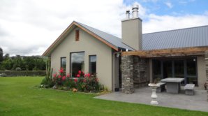 A Taieri Retreat, Dunedin, New Zealand